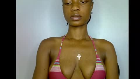 Snapshot of slim_petitqueen chatting on January 2026 09:33:01 AM Alice online show from January 2026 09:33:01 AM