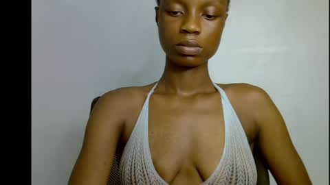 Snapshot of slim_petitqueen chatting on April 2026 09:46:01 PM Alice online show from April 2026 09:46:01 PM