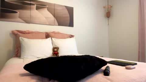 Barbie Stylebender online show from March 2026 08:50:01 PM