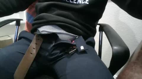 Snapshot of slimjimorange9 chatting on December 2025 01:10:01 AM slimjimorange9 online show from December 2025 01:10:01 AM