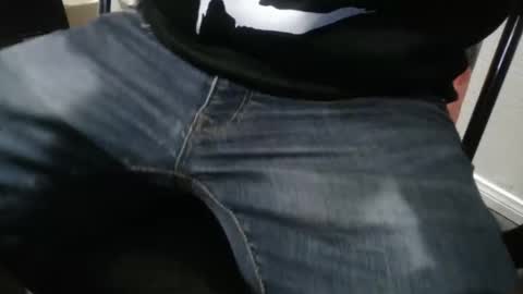 Snapshot of slimjimorange9 chatting on January 2026 01:19:01 AM slimjimorange9 online show from January 2026 01:19:01 AM