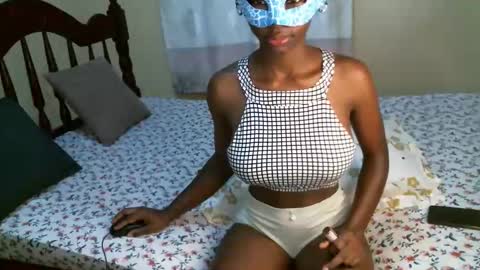 Snapshot of slimqueenbae chatting on September 2025 06:23:02 AM slimqueenbae online show from September 2025 06:23:02 AM