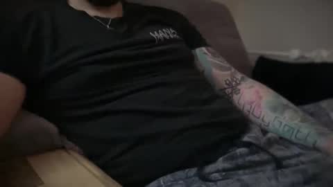 Snapshot of slovakman69 chatting on October 2025 07:03:01 PM just chillin online show from October 2025 07:03:01 PM