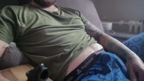 Snapshot of slovakman69 chatting on October 2025 01:23:02 PM just chillin online show from October 2025 01:23:02 PM