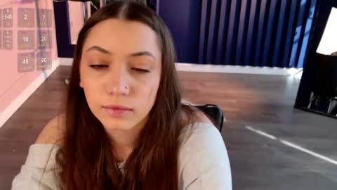 Emilia online show from May 2026 12:32:02 PM