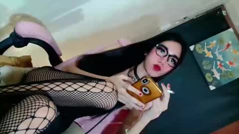 Snapshot of slut_devora69 chatting on November 2025 02:17:01 PM just call me aryana online show from November 2025 02:17:01 PM