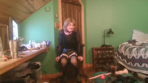 Snapshot of slutjennifertransxx chatting on October 2025 02:41:01 AM slutjennifertransxx online show from October 2025 02:41:01 AM