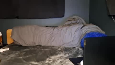 Snapshot of slutsandblunts chatting on January 2026 03:30:02 AM slutsandblunts online show from January 2026 03:30:02 AM