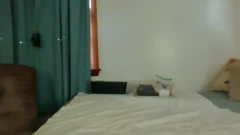 Snapshot of sluttamer72 chatting on September 2025 03:35:02 PM Jade and Thomas online show from September 2025 03:35:02 PM