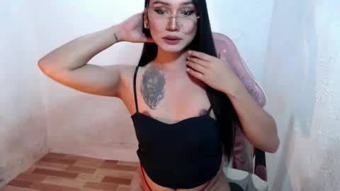 Snapshot of slutty_classyxx chatting on February 2026 06:37:02 PM Lovie online show from February 2026 06:37:02 PM