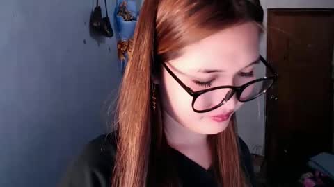 Snapshot of slutty_hannaxx chatting on May 2026 09:57:01 PM slutty_hannaxx online show from May 2026 09:57:01 PM