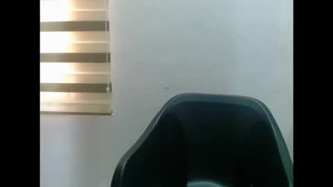 Snapshot of slutxcorn chatting on December 2025 10:20:02 AM slutxcorn online show from December 2025 10:20:02 AM