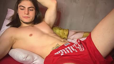 Gus online show from December 2024 03:55:02 PM