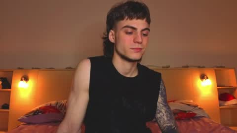 Gus online show from April 2026 04:34:02 PM