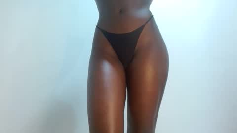 sly_rose online show from October 2025 05:35:01 PM