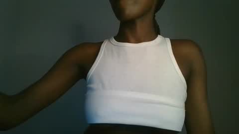 Snapshot of sly_rose chatting on December 2025 08:02:02 PM sly_rose online show from December 2025 08:02:02 PM