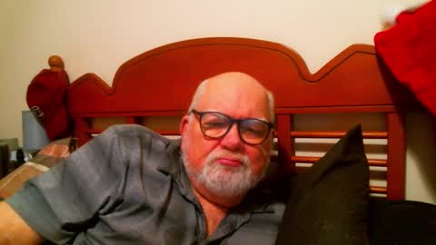 Snapshot of slydevil_sc chatting on December 2024 06:10:02 AM Sly online show from December 2024 06:10:02 AM