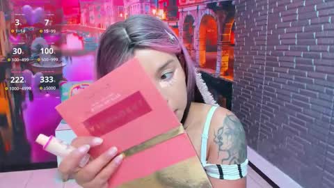 Mariana Torres online show from October 2025 01:51:01 PM