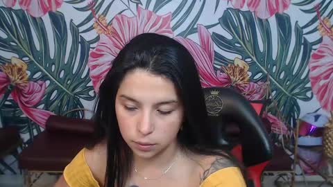 Snapshot of small__naughty chatting on May 2026 01:34:01 AM Mariana Torres online show from May 2026 01:34:01 AM