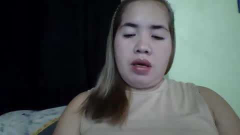 Snapshot of small_boobs59 chatting on February 2025 09:00:02 AM Lovewella online show from February 2025 09:00:02 AM