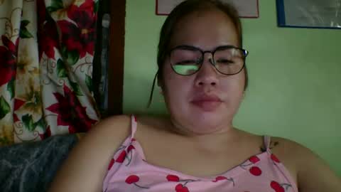 Snapshot of small_boobs59 chatting on February 2026 06:18:02 AM Lovewella online show from February 2026 06:18:02 AM