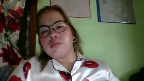 Snapshot of small_boobs59 chatting on February 2026 05:55:01 AM Lovewella online show from February 2026 05:55:01 AM