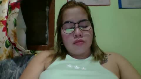 Snapshot of small_boobs59 chatting on February 2026 09:16:02 AM Lovewella online show from February 2026 09:16:02 AM