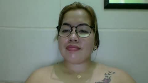 Snapshot of small_boobs59 chatting on February 2026 06:26:01 AM Lovewella online show from February 2026 06:26:01 AM