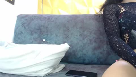 Snapshot of small_hot19 chatting on March 2025 05:50:02 PM Small Hot19 online show from March 2025 05:50:02 PM