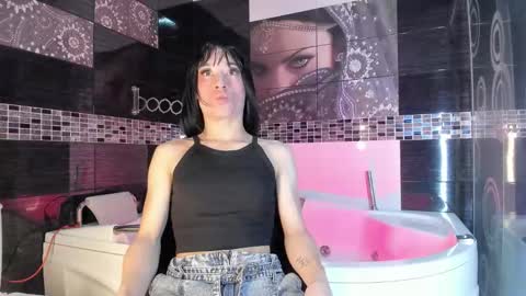 Snapshot of small_hot19 chatting on October 2025 08:56:02 AM Small Hot19 online show from October 2025 08:56:02 AM