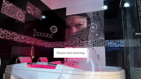 Snapshot of small_hot19 chatting on October 2025 10:47:02 AM Small Hot19 online show from October 2025 10:47:02 AM