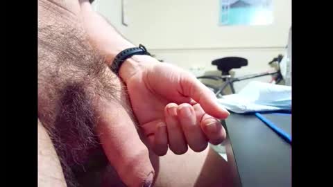 Small Hairy Uncut online show from April 2026 08:09:01 PM