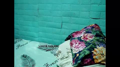 jess online show from October 2025 03:40:01 AM