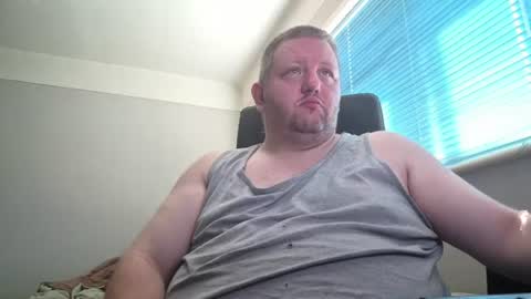 Snapshot of smallone19832 chatting on June 2026 08:51:01 AM smallone19832 online show from June 2026 08:51:01 AM