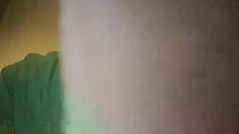 Snapshot of smallone8825 chatting on September 2025 05:41:02 AM smallone8825 online show from September 2025 05:41:02 AM