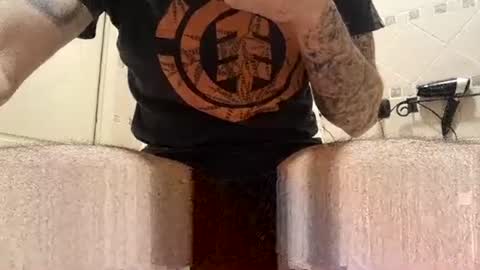 Snapshot of smallone8825 chatting on November 2025 06:02:02 AM smallone8825 online show from November 2025 06:02:02 AM