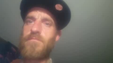 smallpackage1983 online show from November 2025 07:47:01 AM