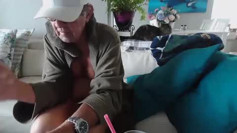 Snapshot of smallpenisbigtongue chatting on January 2025 03:42:01 PM Daddy online show from January 2025 03:42:01 PM