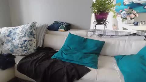 Snapshot of smallpenisbigtongue chatting on January 2025 08:29:01 PM Daddy online show from January 2025 08:29:01 PM