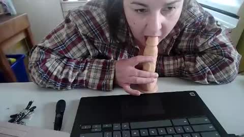 Snapshot of smalltowntrouble chatting on February 2026 02:36:01 PM smalltowntrouble online show from February 2026 02:36:01 PM