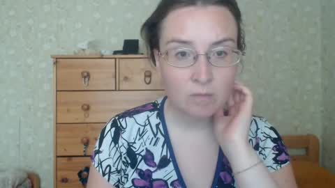 smart_rose online show from May 2026 02:25:02 PM