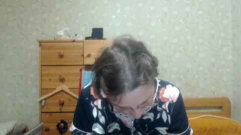 smart_rose online show from May 2026 06:27:02 PM