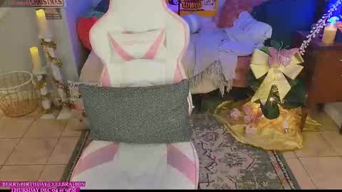 Snapshot of smashberry chatting on December 2025 04:05:01 PM bb online show from December 2025 04:05:01 PM