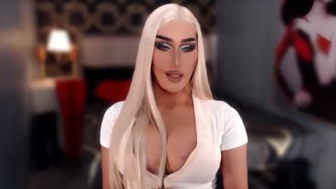 smasherqueen online show from February 2026 06:44:01 PM