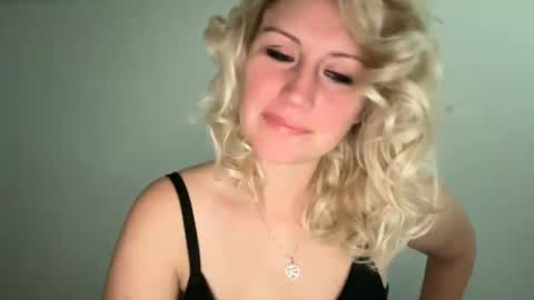 smexxii93 online show from December 2024 03:43:01 PM