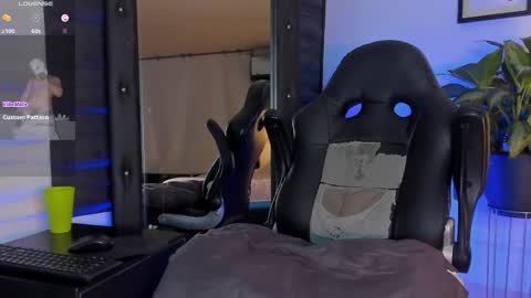 Jade Smiith online show from October 2025 12:40:02 AM