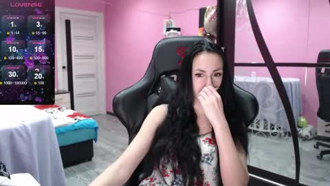 smile_cute_fox online show from November 2025 11:31:02 AM