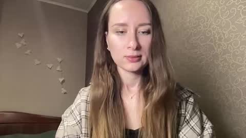 smilequeen_ online show from October 2025 05:47:01 PM