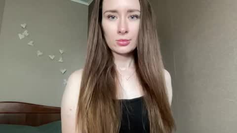 smilequeen_ online show from October 2025 11:05:01 AM