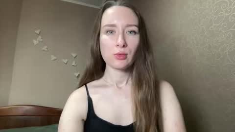 smilequeen_ online show from November 2025 02:48:02 PM